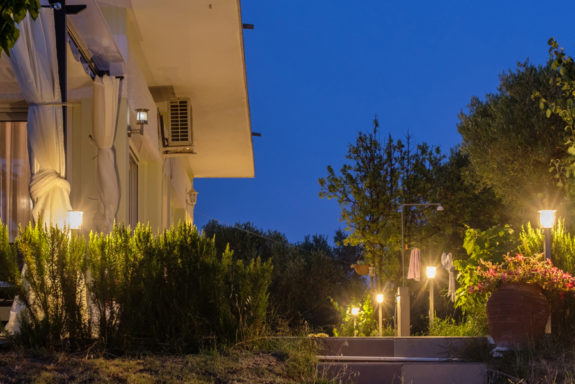 Landscape Lighting To Add to Your Home in 2022 - Outdoor Landscape Lighting Installations and Designs by Elite Lighting Designs