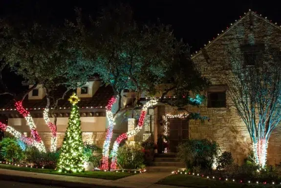 Be The Envy Of Your Neighborhood With Your Outdoor Holiday Lighting - Outdoor Landscape Lighting Installations and Designs by Elite Lighting Designs