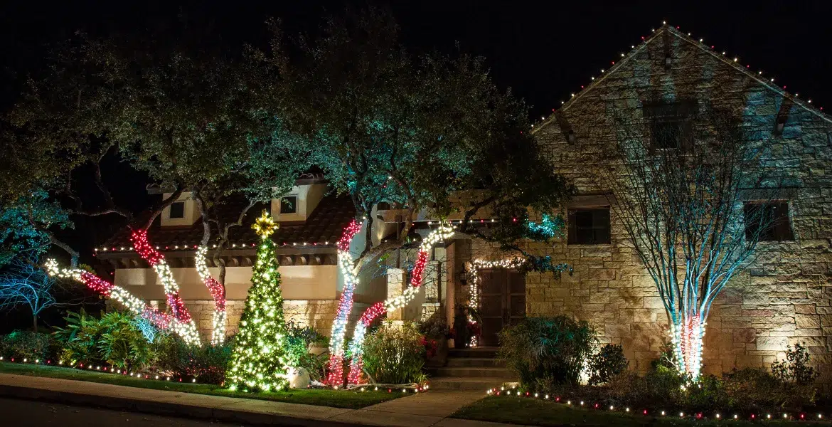 Be The Envy Of Your Neighborhood With Your Outdoor Holiday Lighting - Outdoor Landscape Lighting Installations and Designs by Elite Lighting Designs