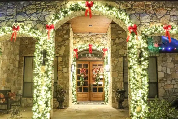 Don’t Let the Clock Run Out: Book Christmas Light Installation Now! - Outdoor Landscape Lighting Installations and Designs by Elite Lighting Designs